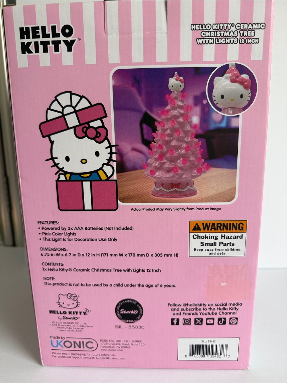 Hello Kitty Pink Ceramic Light-Up Christmas Tree - Picture 3 of 3